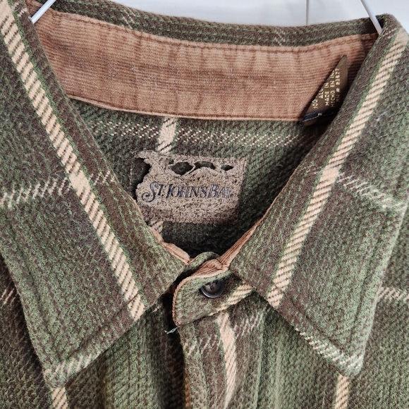 St John's Bay Vintage Green/Tan /Brown Plaid Shirt Men's XL Tall - Picture 2 of 12